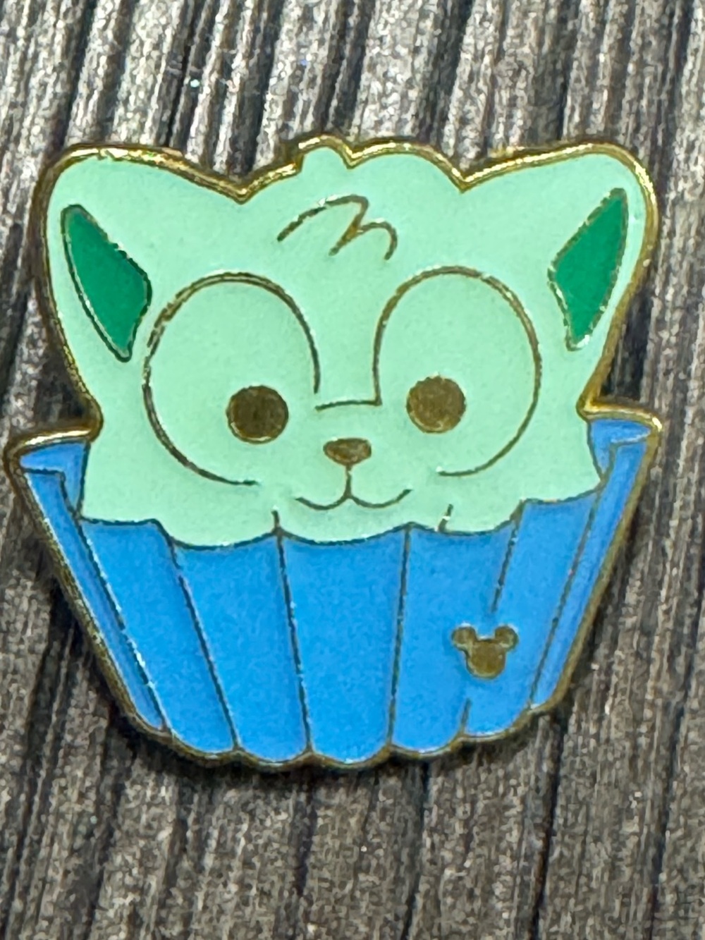 5/$25 Disney Gelatoni Cupcake Carnival Treats Pin
